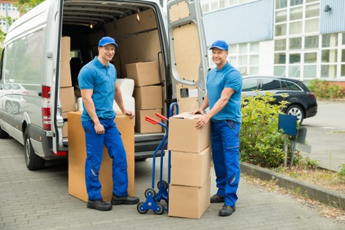 Local moving truck supporting residential and commercial moves in Catford